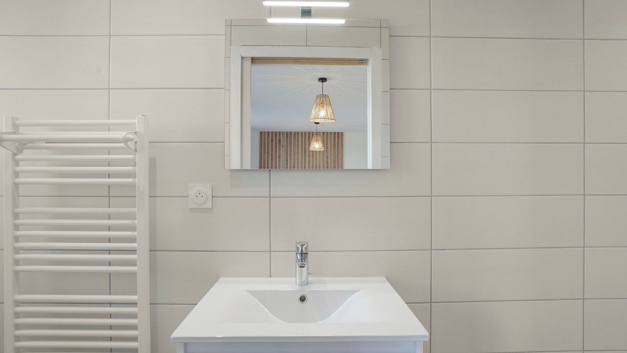 Photo of Bathroom in Veauchette