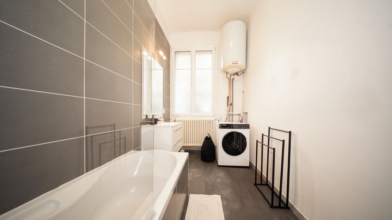Photo of Bathroom in Chambery
