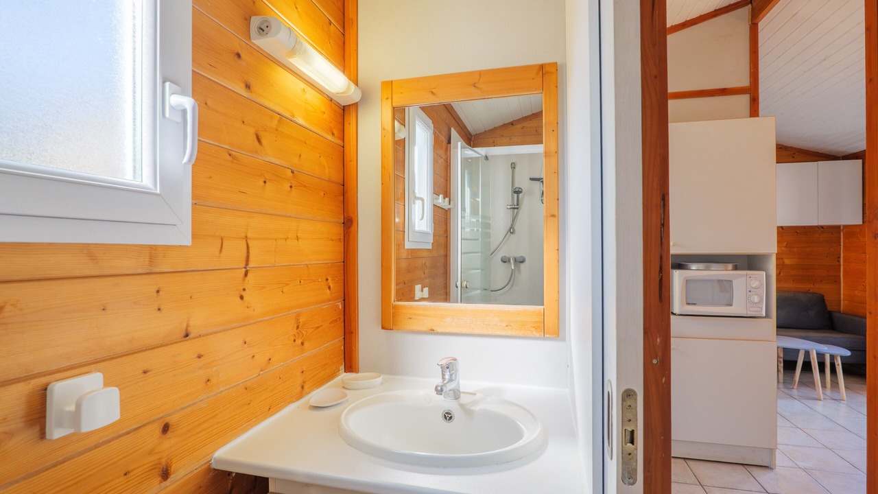 Photo of Bathroom in Chauzon