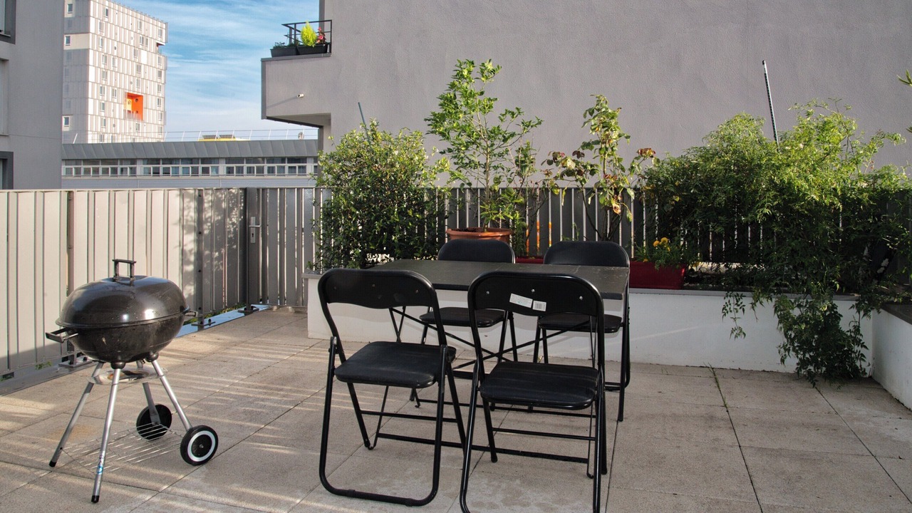 Photo of Outdoor in Center