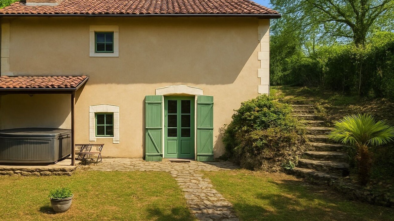 Photo of Outdoor in Vert-le-Grand