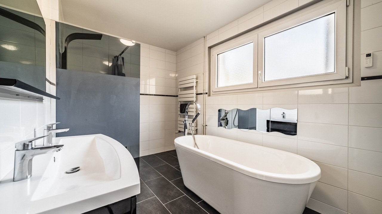 Photo of Bathroom in Cluses