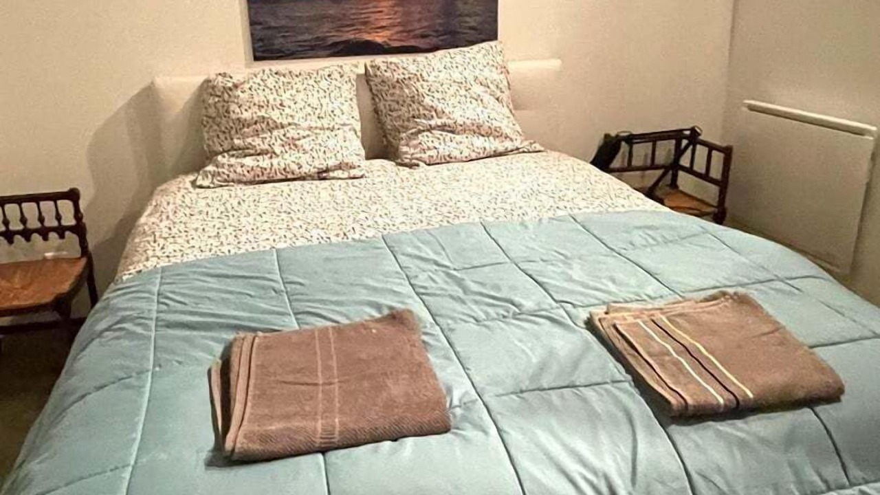 Photo of Bedroom in Montaren-et-Saint-Mediers