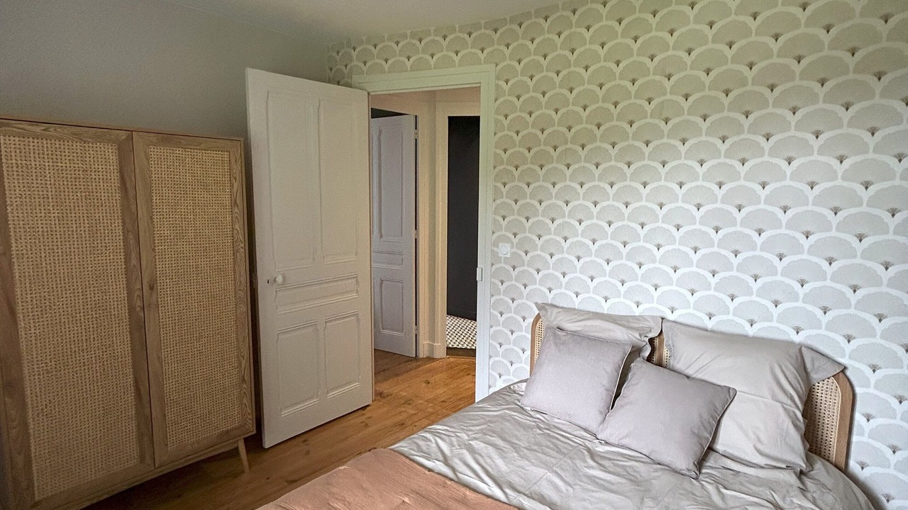 Photo of Bedroom in Amberieu-en-Bugey