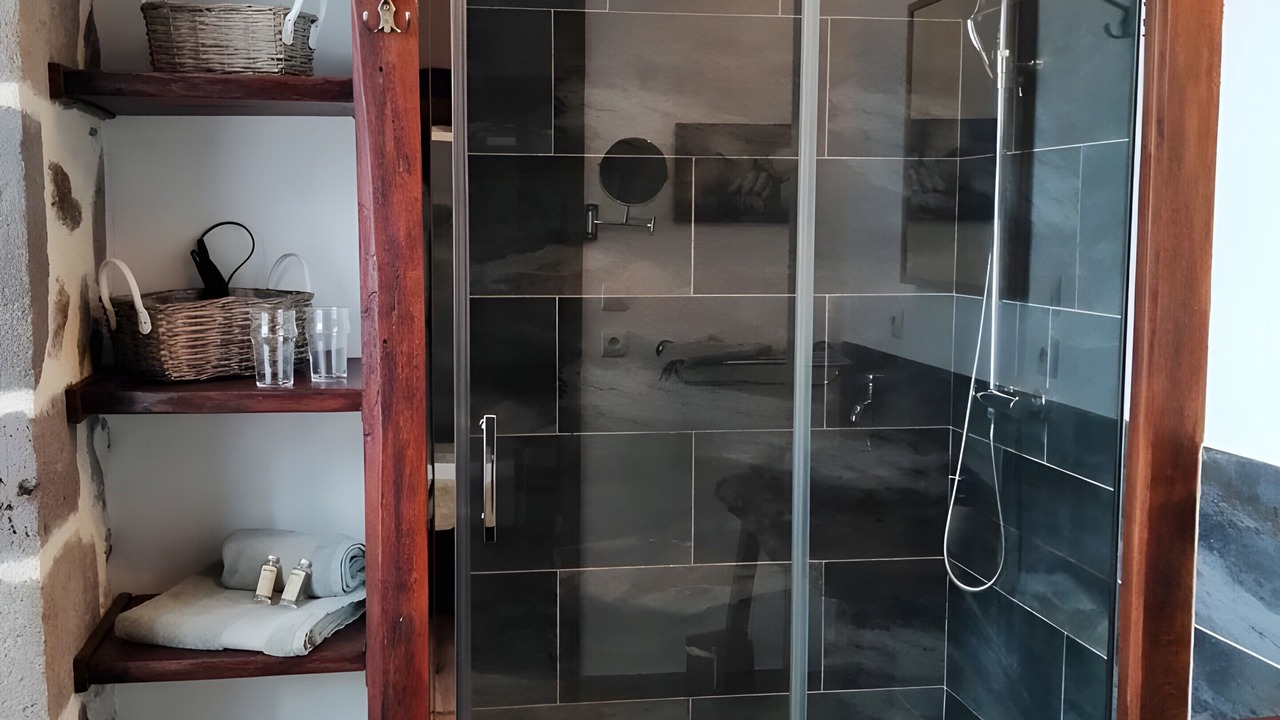 Photo of Bathroom in Vic-sur-Cere