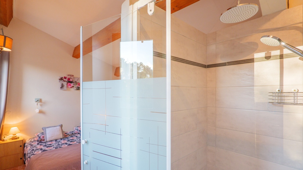 Photo of Bathroom in Laurac-en-Vivarais