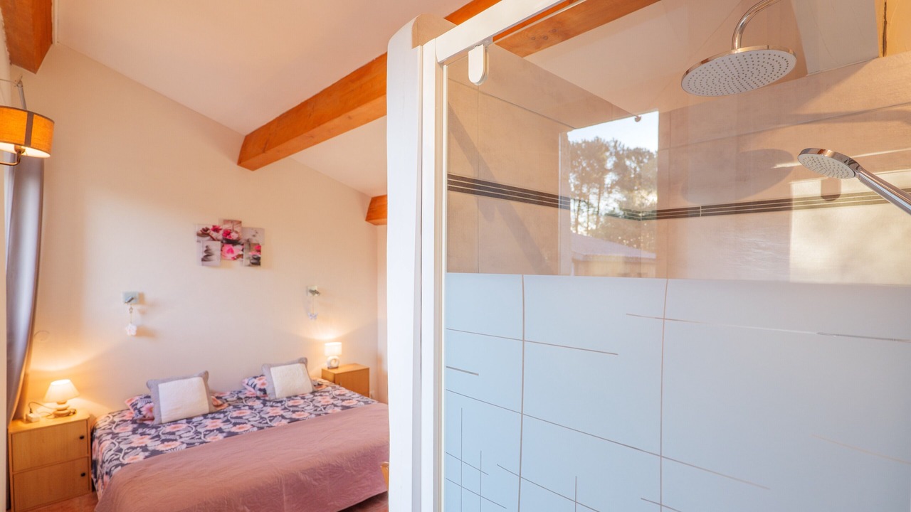 Photo of Bathroom in Laurac-en-Vivarais