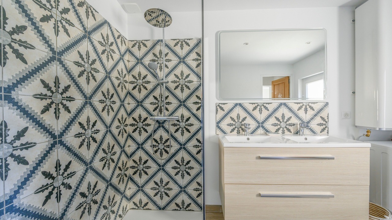 Photo of Bathroom in Lioux