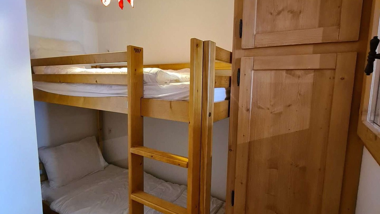 Photo of Bedroom in Areches