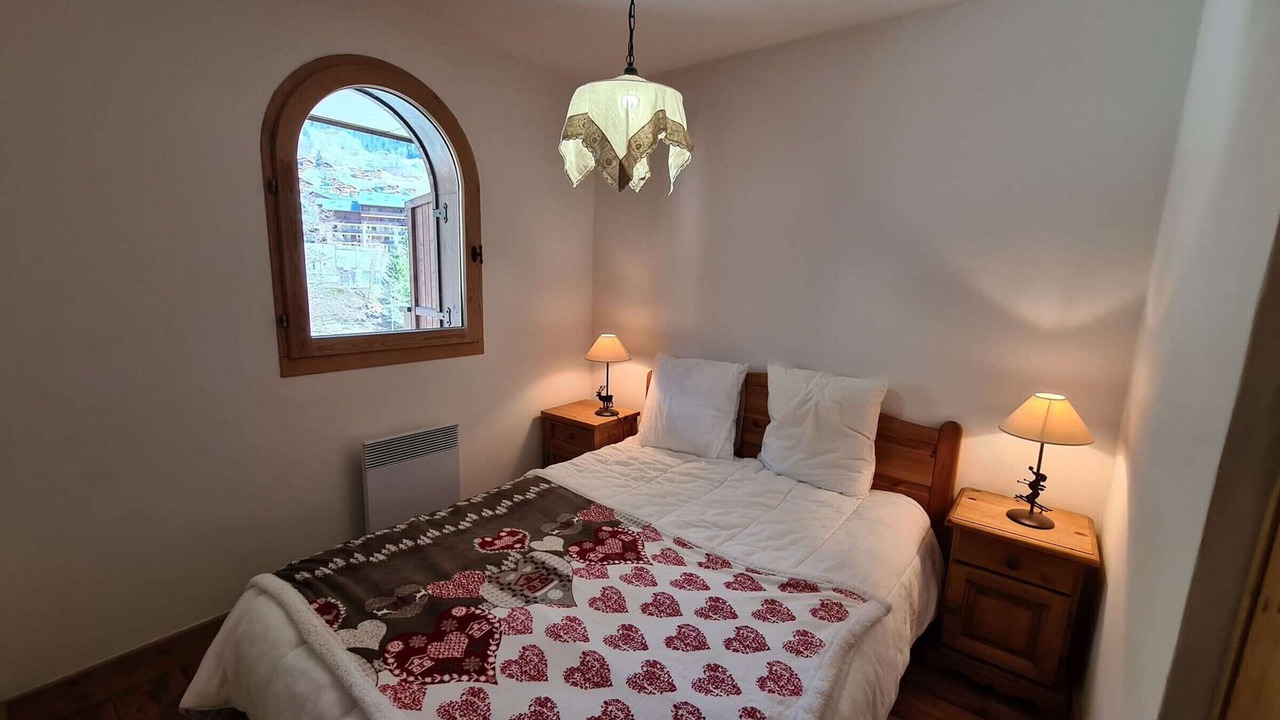 Photo of Bedroom in Areches