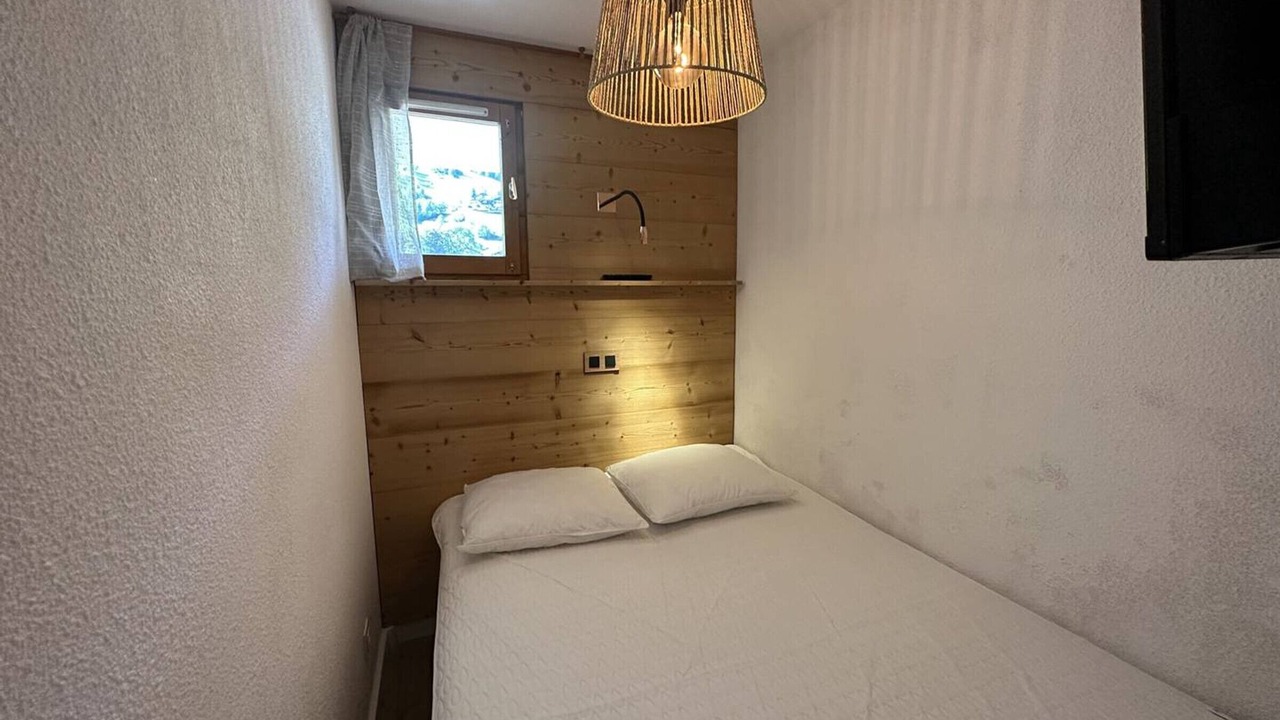 Photo of Bedroom in Areches