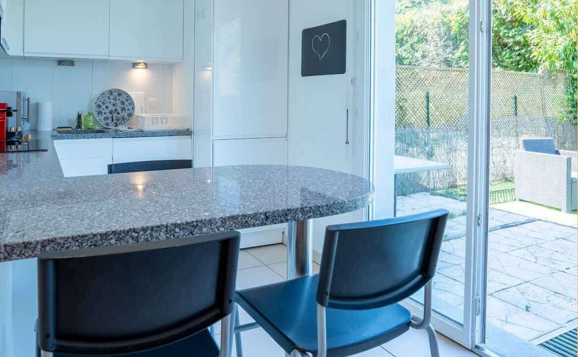 Photo of Kitchen in Etrembieres