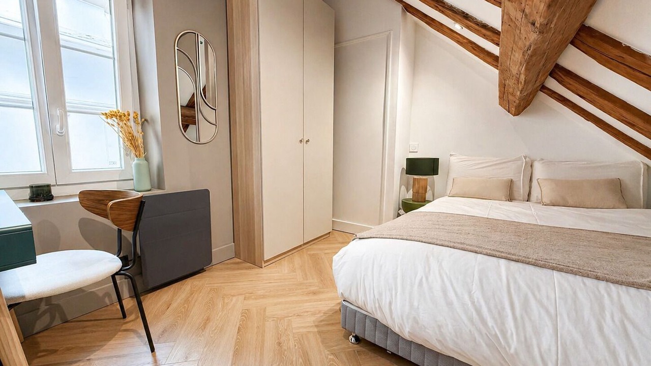 Photo of Bedroom in Grenoble City Centre