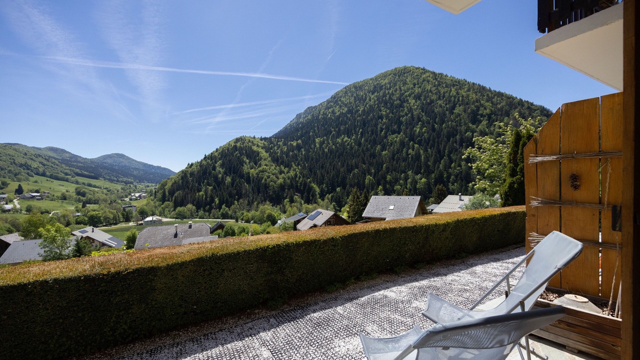 Photo of Patio Balcony in Aillon-le-Jerune