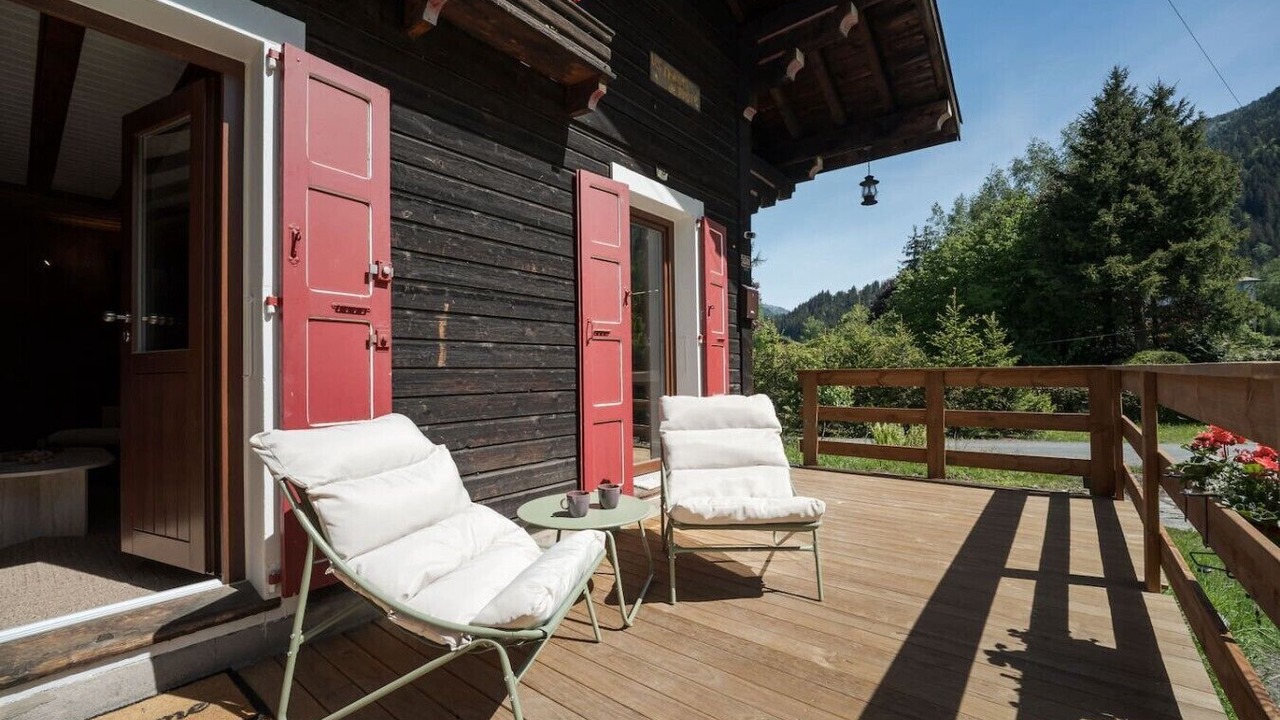 Photo of Patio Balcony in Les Tines
