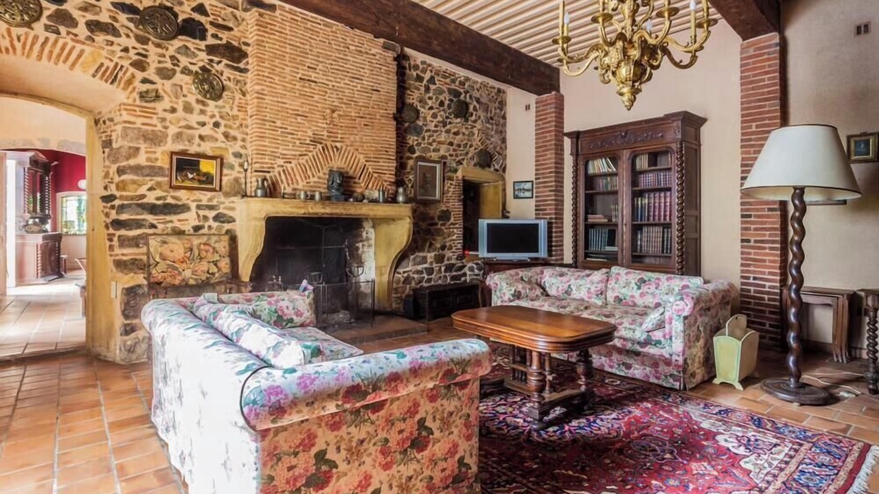 Photo of Livingroom in Lurcieux