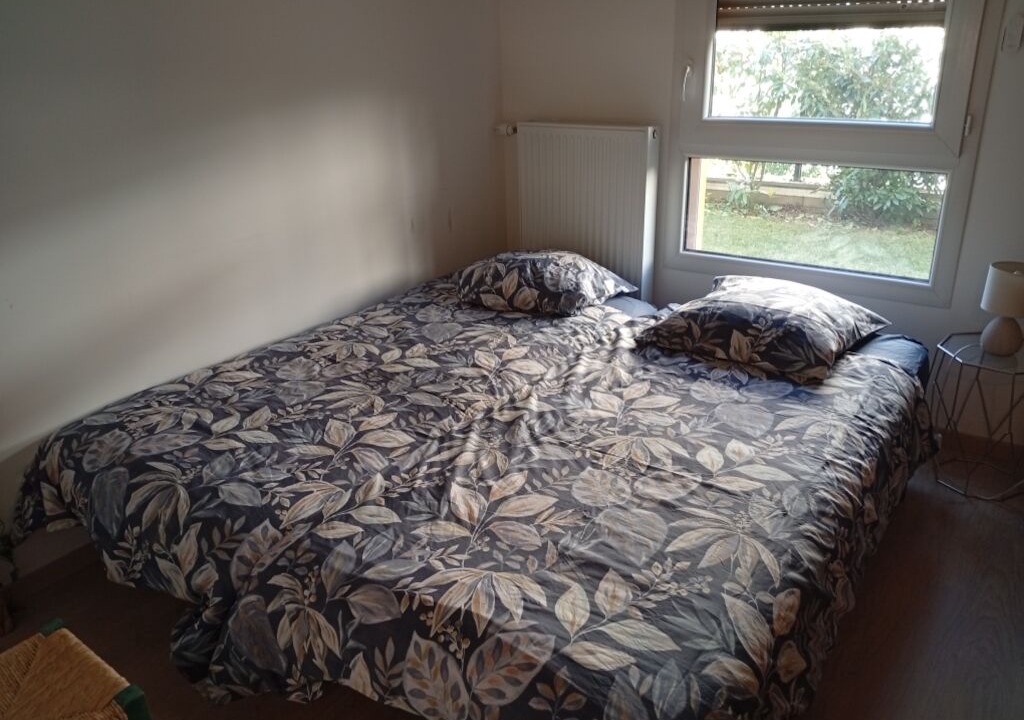 Photo of Bedroom in Cruseilles