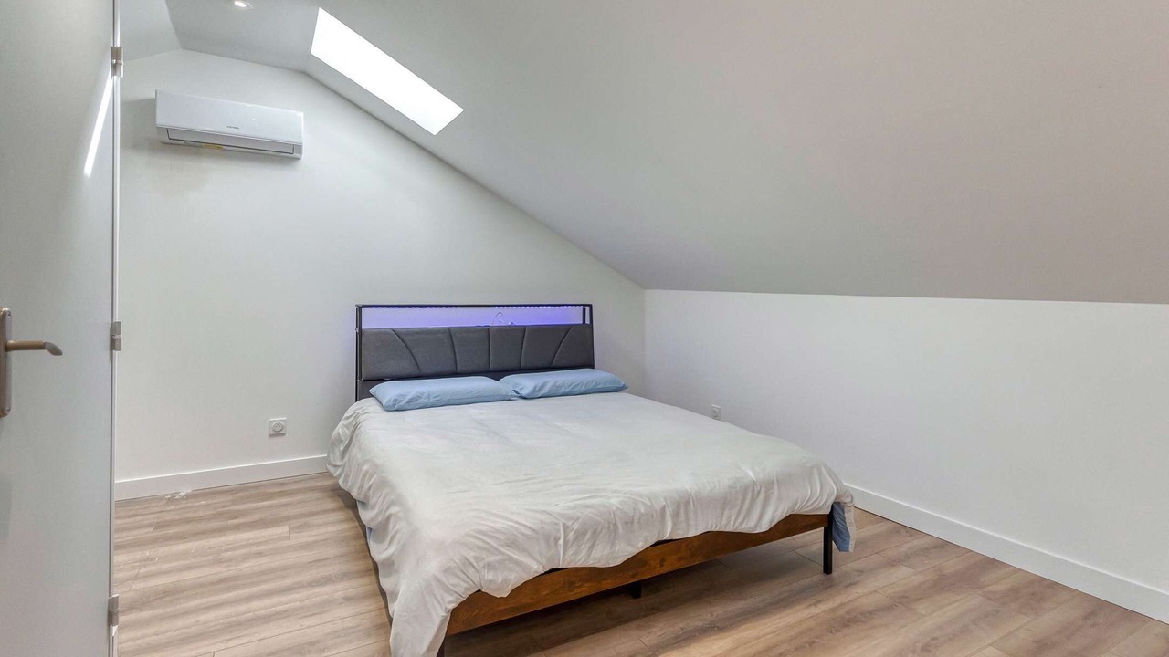 Photo of Bedroom in Le Pont-de-Claix