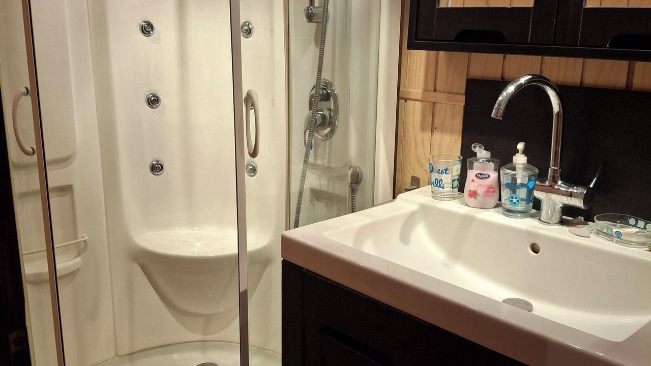 Photo of Bathroom in Pressins