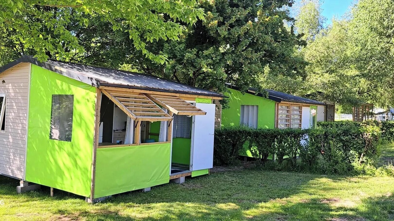 Photo of Outdoor in Saint-Symphorien-de-Thenieres