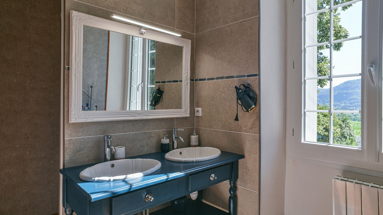 Photo of Bathroom in Saint-Albin-de-Vaulserre