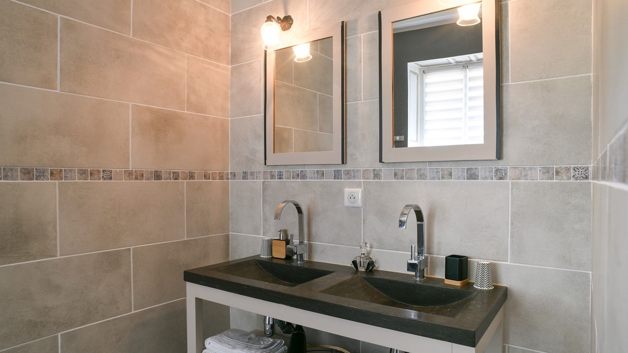 Photo of Bathroom in Saint-Albin-de-Vaulserre