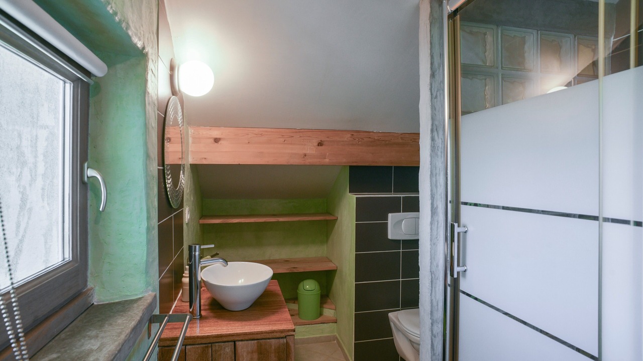 Photo of Bathroom in Les Avenieres