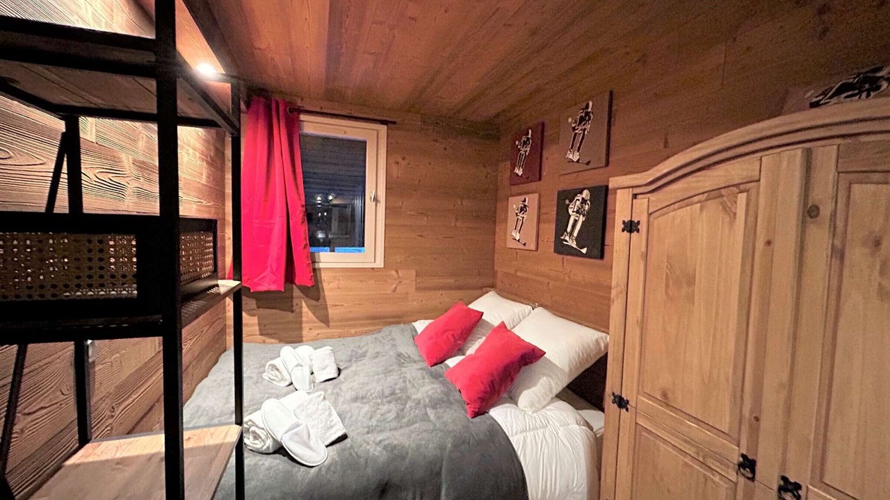 Photo of Bedroom in Meribel Centre