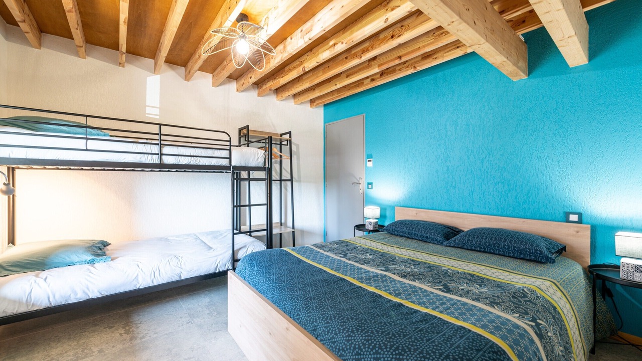 Photo of Bedroom in Moye