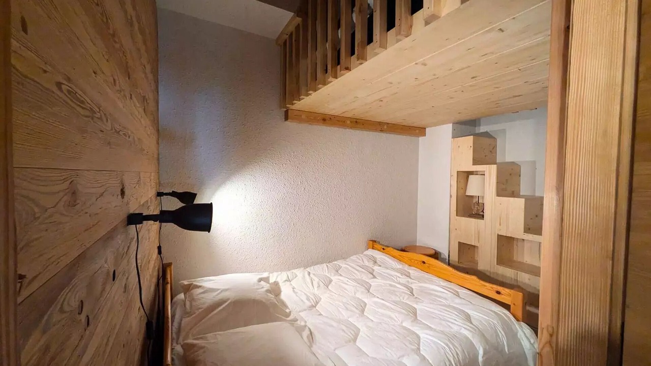 Photo of Bedroom in Areches