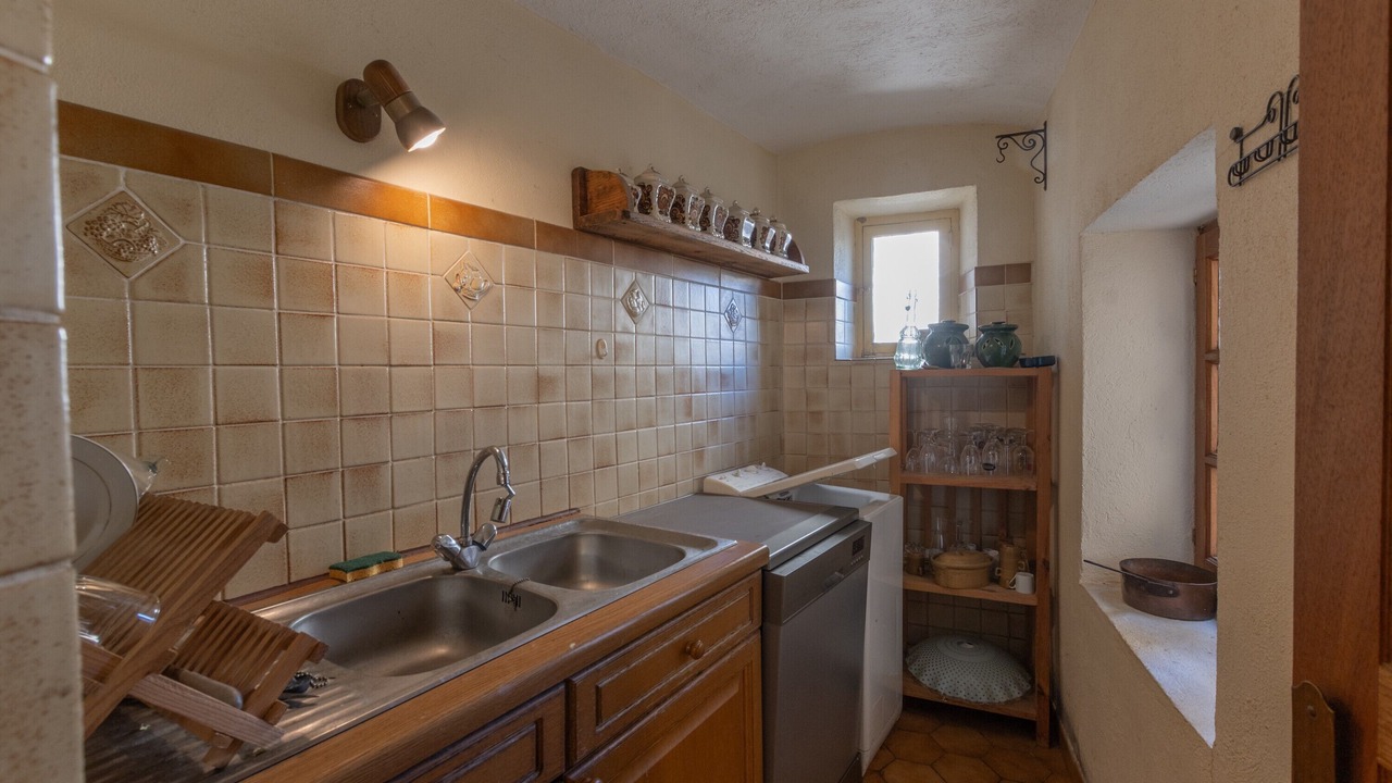Photo of Kitchen in Largentiere
