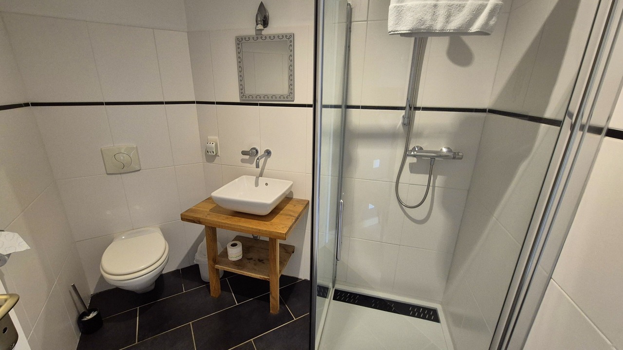 Photo of Bathroom in Mur-de-Barrez