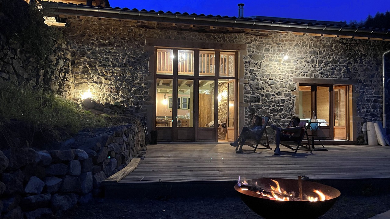 Photo of Patio Balcony in Saint-Cyr-le-Chatoux
