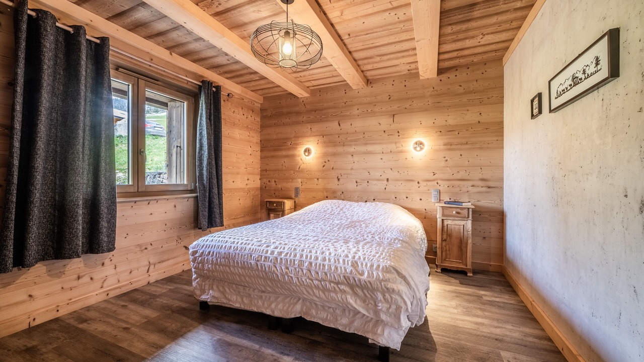 Photo of Bedroom in Abondance