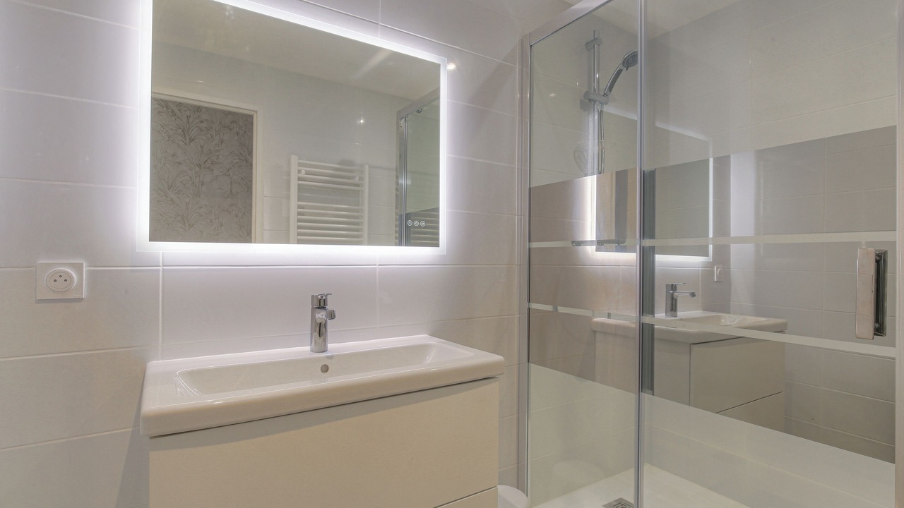 Photo of Bathroom in Lagnieu