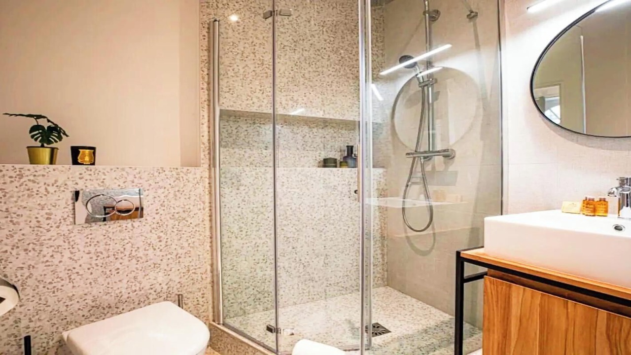 Photo of Bathroom in Enfants-Rouges