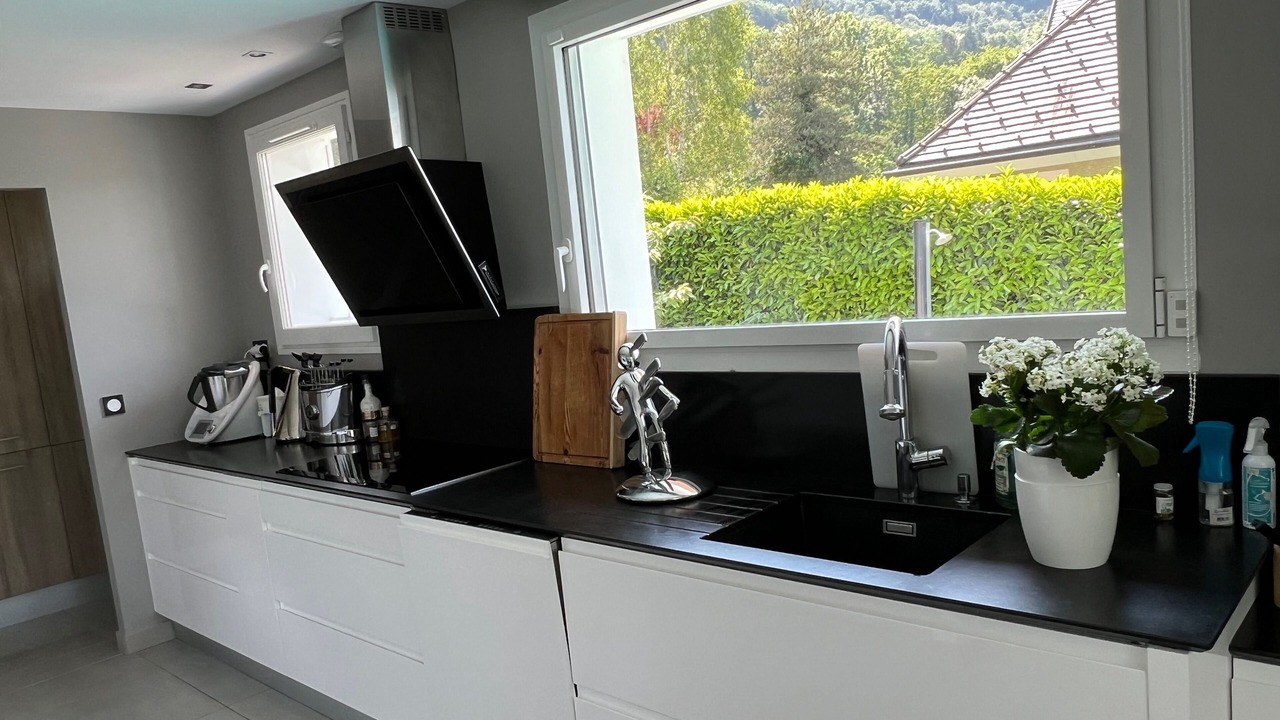 Photo of Kitchen in Annecy-le-Vieux