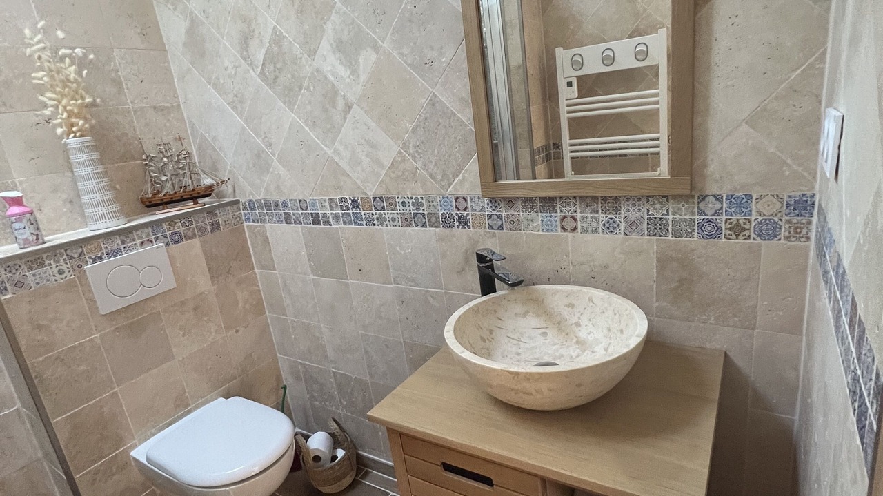Photo of Bathroom in Fillinges