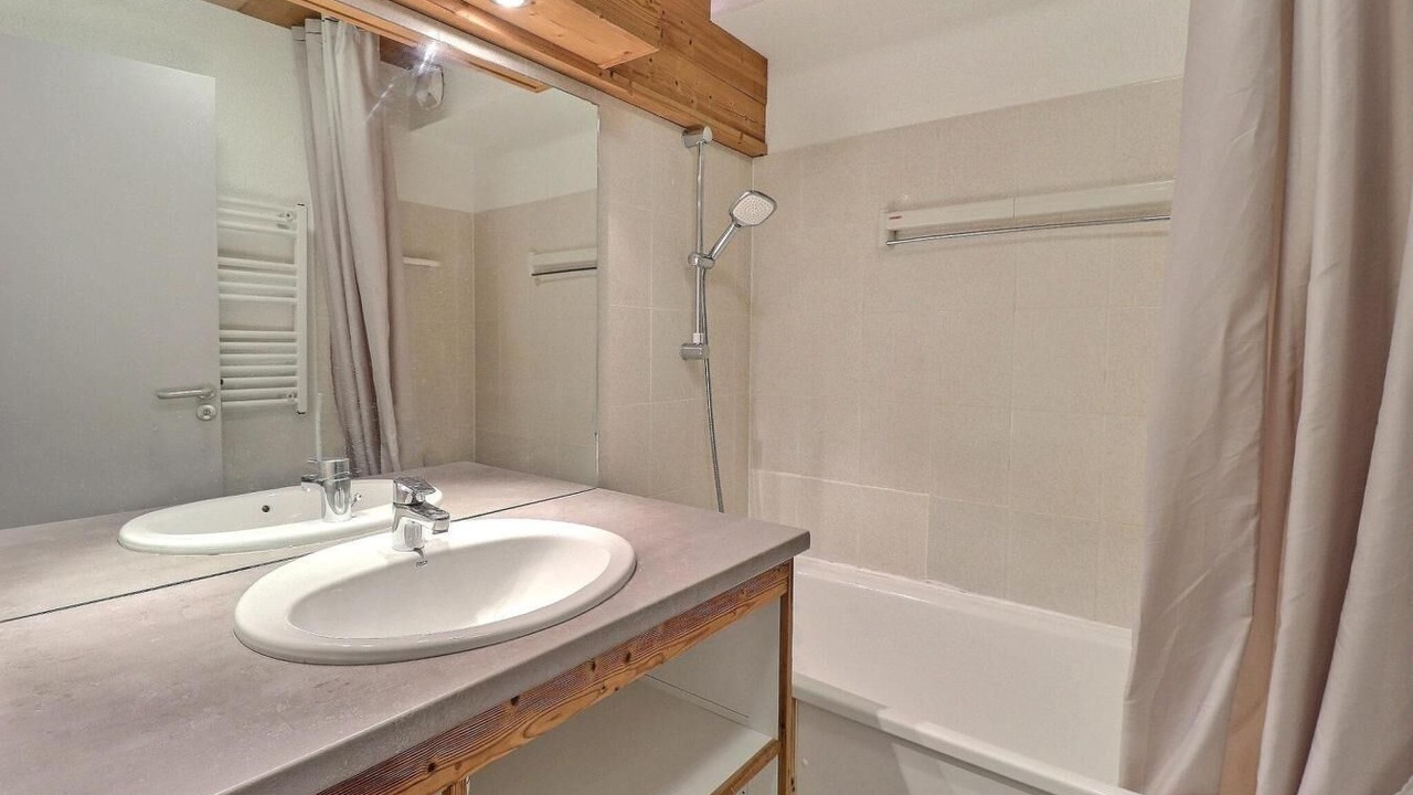 Photo of Bathroom in La Perriere