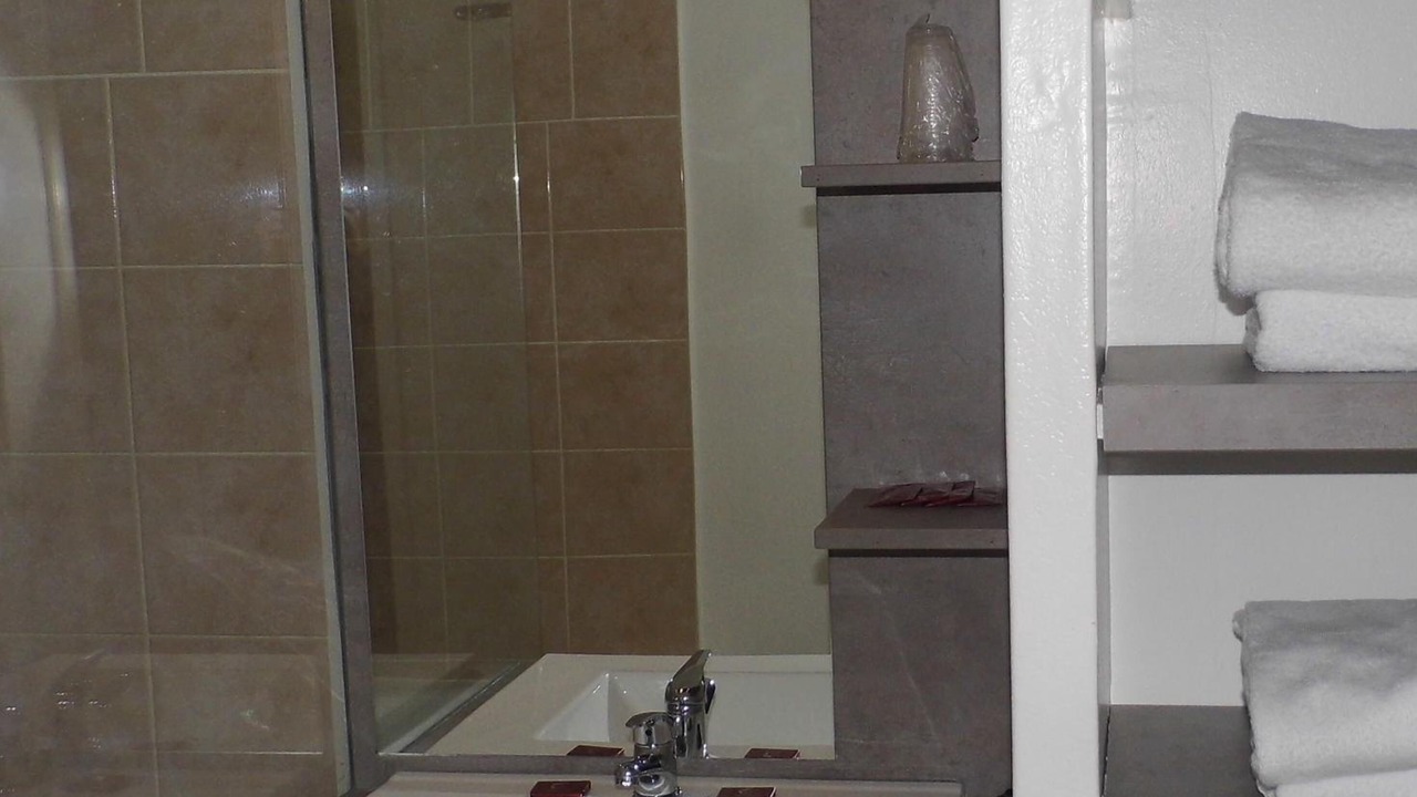Photo of Bathroom in Gaillard