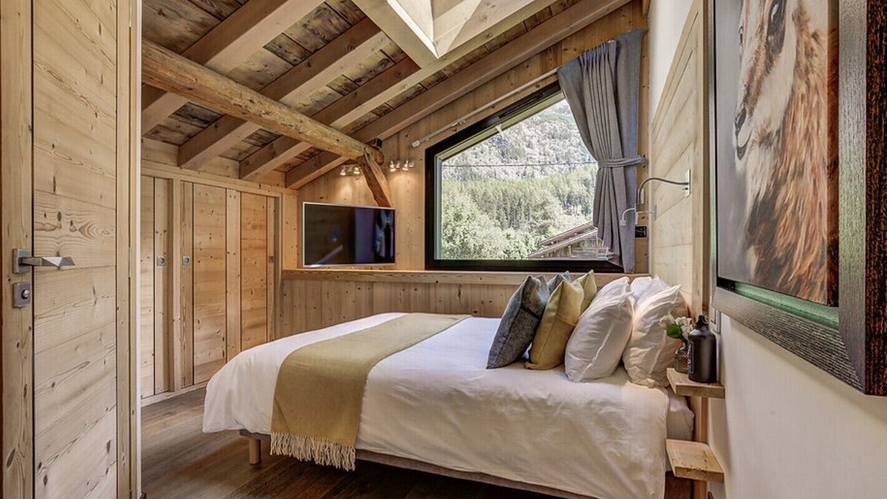 Photo of Bedroom in Les Tines