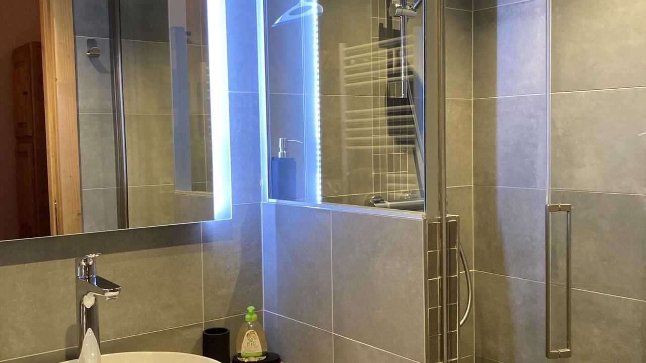 Photo of Bathroom in Samoens