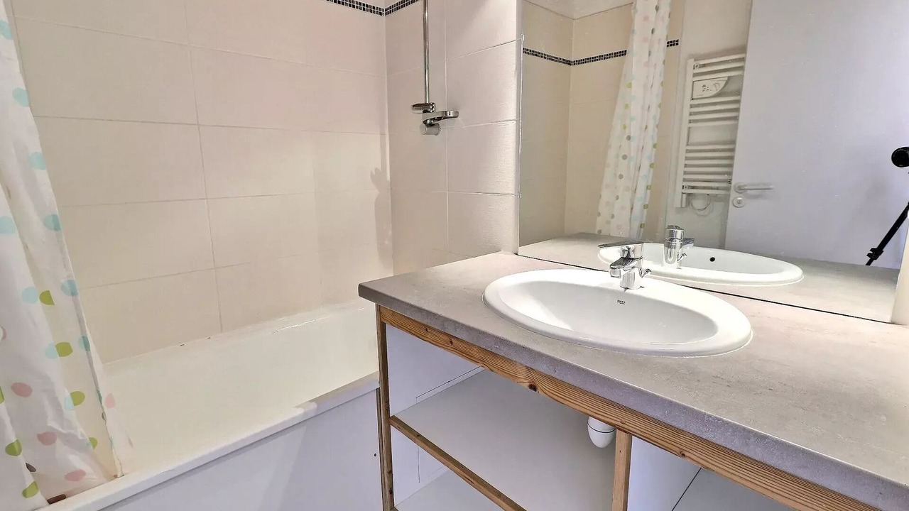 Photo of Bathroom in La Perriere