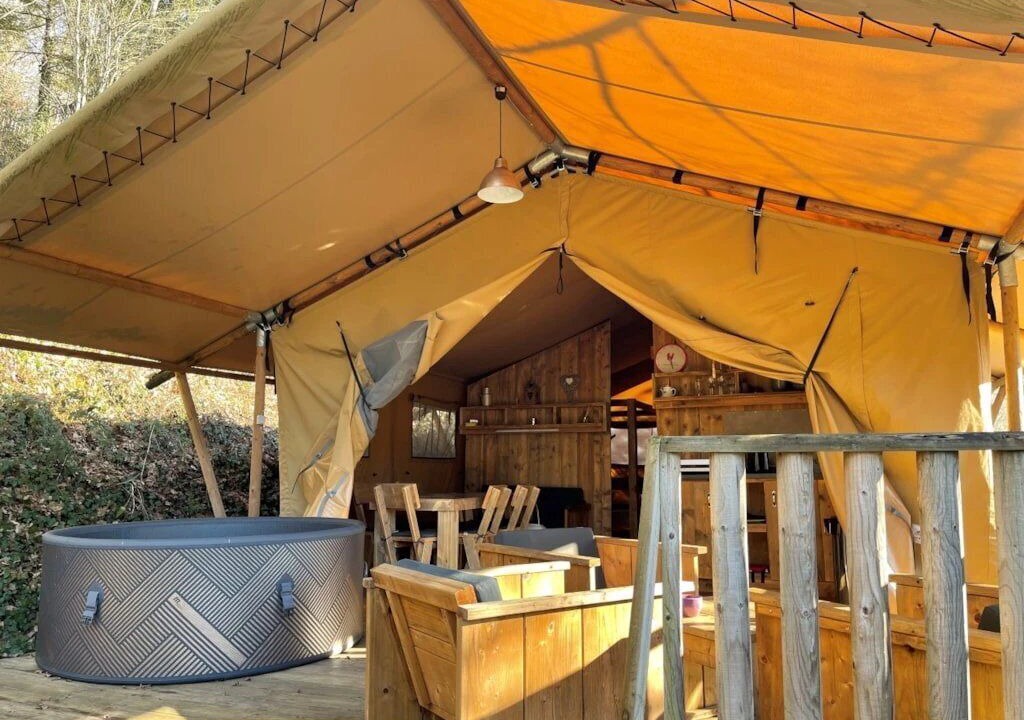 Photo of Outdoor in Saint-Constant-Fournoules