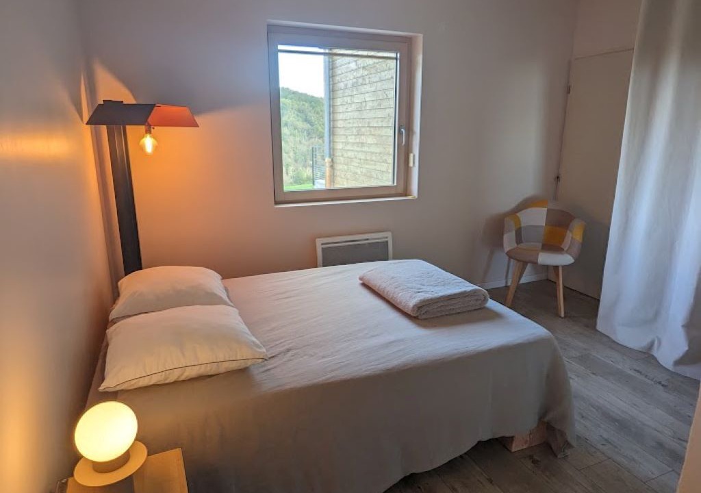 Photo of Bedroom in Saint-Cyr-les-Vignes
