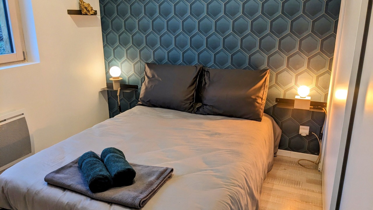 Photo of Bedroom in Saint-Cyr-les-Vignes