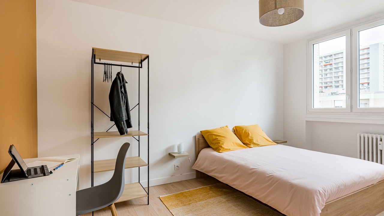 Photo of Bedroom in Saint-Etienne