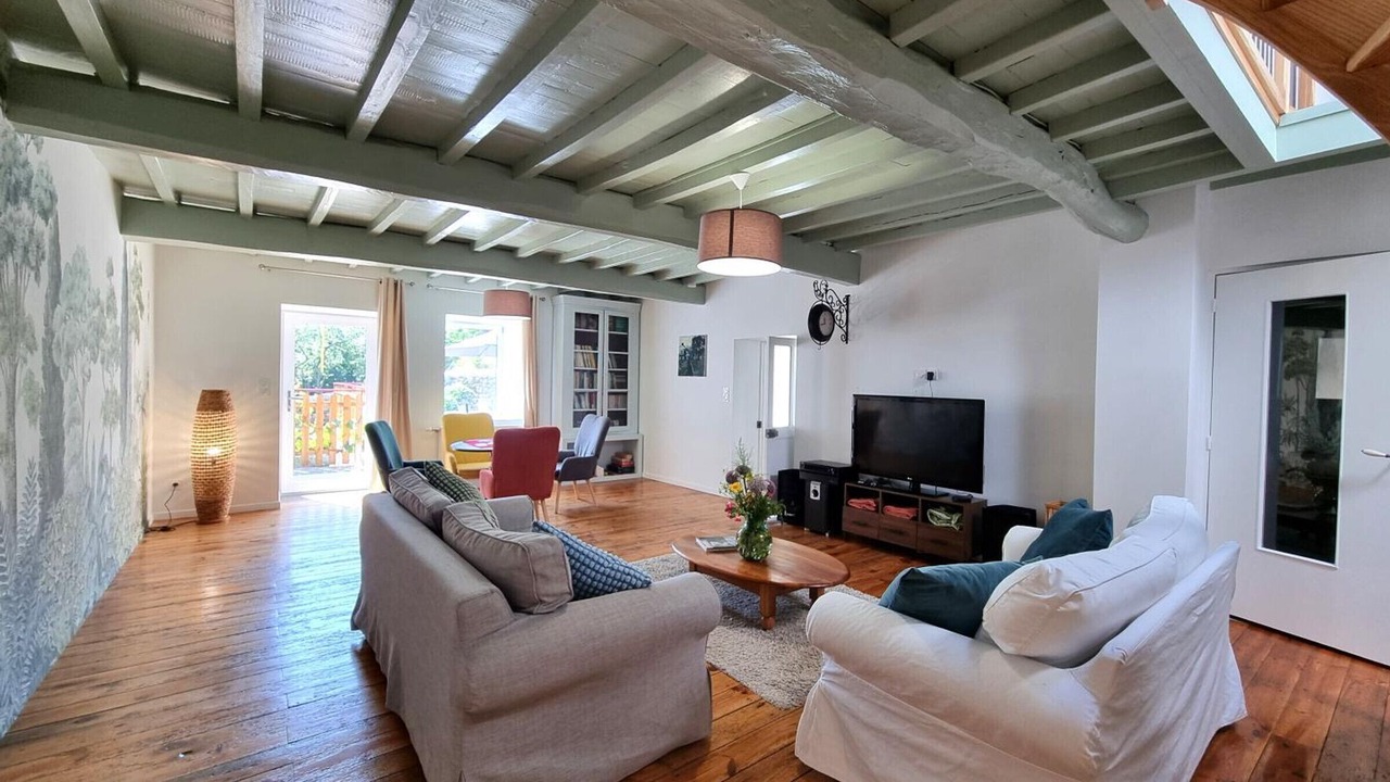 Photo of Livingroom in Saint-Denis-sur-Coise