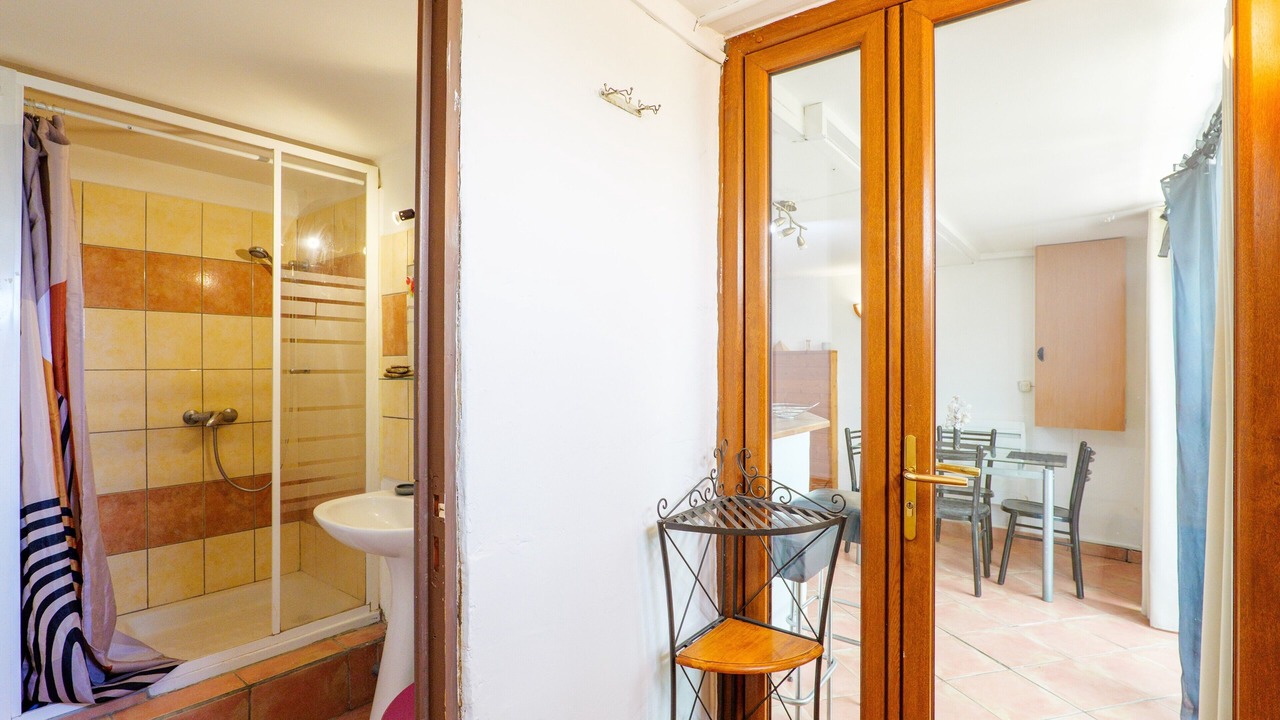 Photo of Bathroom in Aubenas