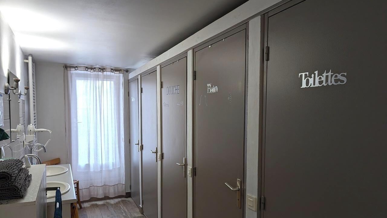 Photo of Bathroom in Saint-Germain-sur-l'Arbresle